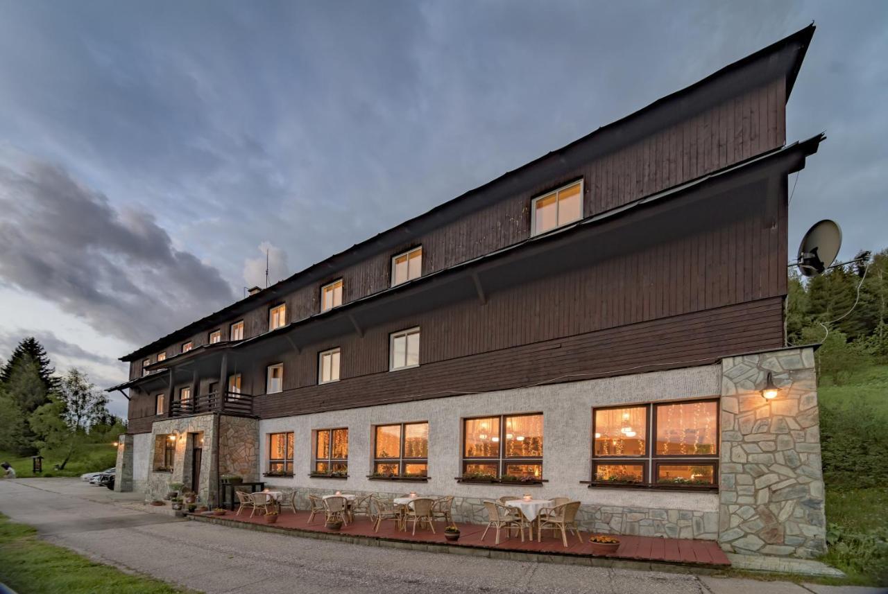 Hotel Hromovka Špindlerŭv Mlýn Buitenkant foto